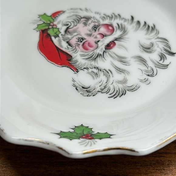 Vintage Bone China Jolly Santa Holly Mistletoe Holiday Christmas Small Dish - Picture 3 of 10
